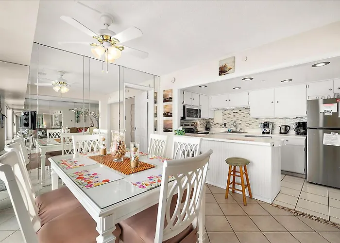 2 Bedroom With Sunrise And Sunset Views Holiday home