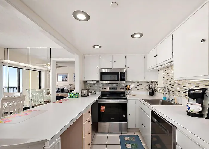 2 Bedroom With Sunrise And Sunset Views Holiday home *